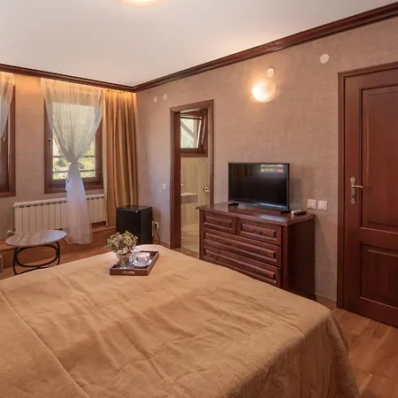 Hotel Ismena