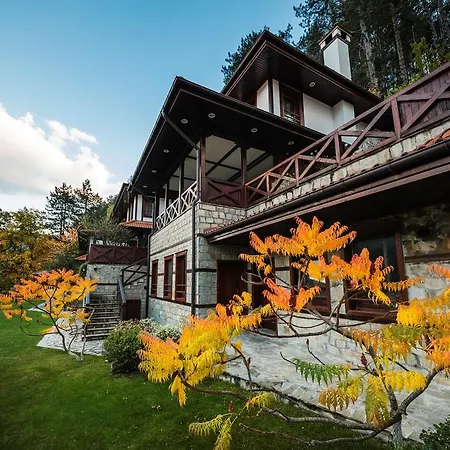 Hotel Ismena