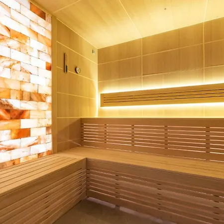 Hotel Ismena 4*
